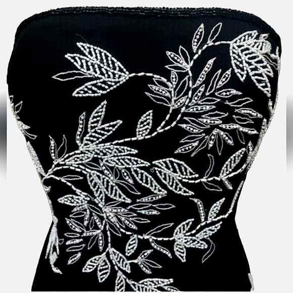 Vintage Cache Strapless Black Mesh Gown w/White Embroidered Beaded Floral Accent - Picture 5 of 17